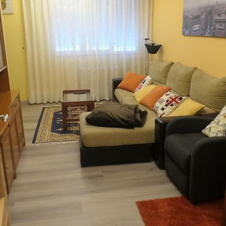 Piso Leo 1 Apartment Cee Exterior photo